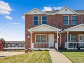 Westgate Residence Townhomes, 1500 Wingate Dr