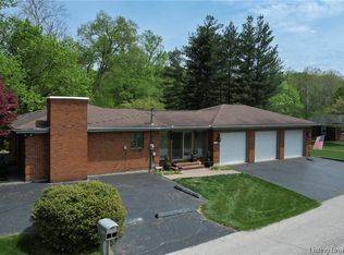 4197 Pauls Ln, Floyds Knobs, IN 47119