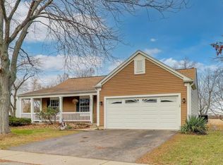 212 Briar Ridge Ln, Lake Villa, IL 60046