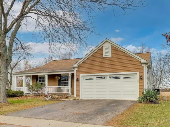 212 Briar Ridge Ln, Lake Villa, IL 60046