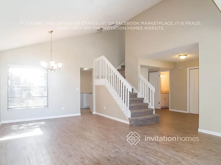 10812 Scepter Dr — Photo 6
