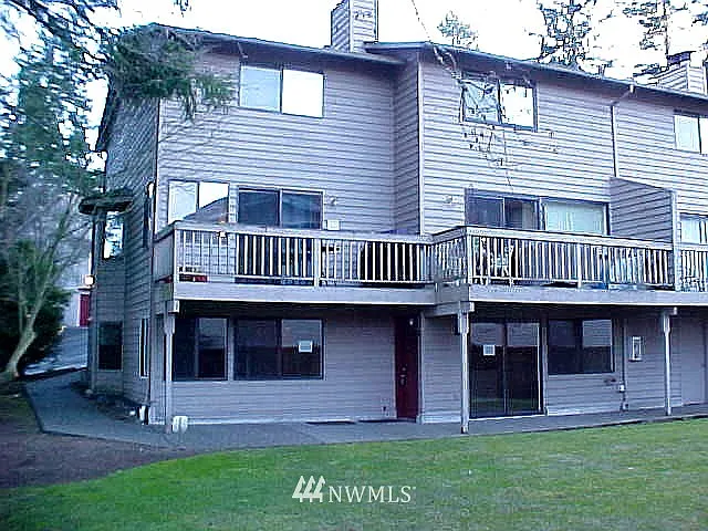 22906 EDMONDS Way #B17 photo 1