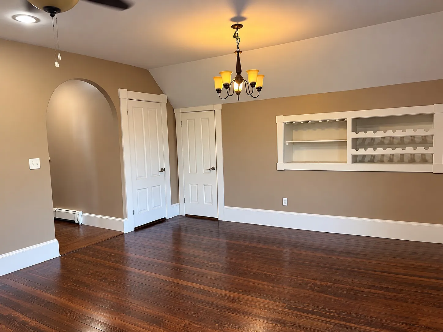 1732 Broad St — Photo 2