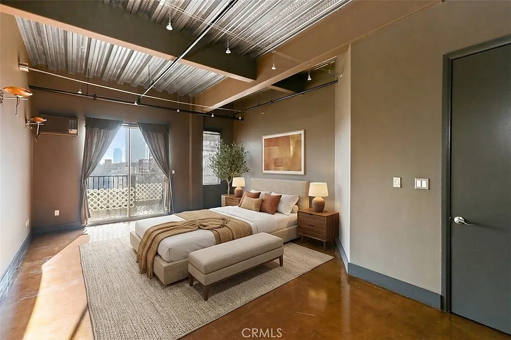 3 bed, 3800 sqft, $6,500 — Photo 3