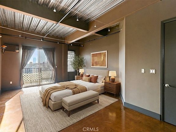 3rd image of 312 W 5th St APT 1204