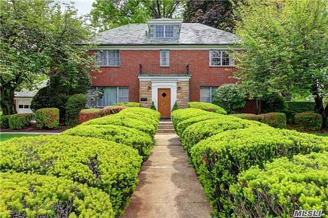 1st image of 398 Stewart Ave