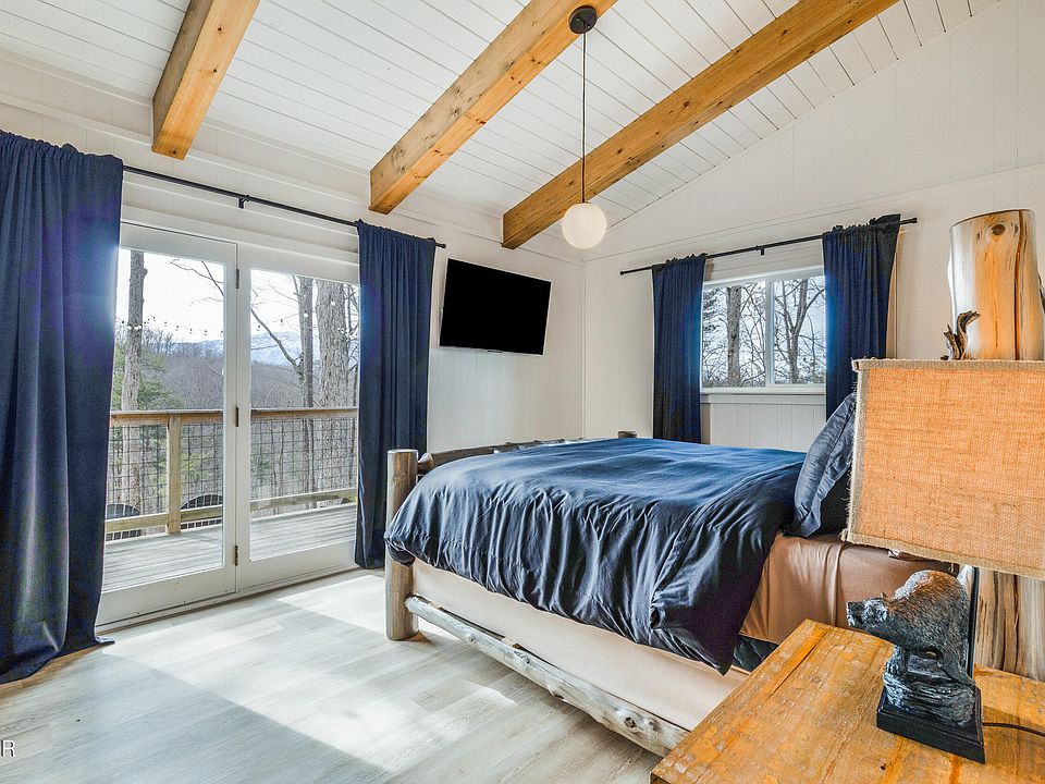 29th image of this home