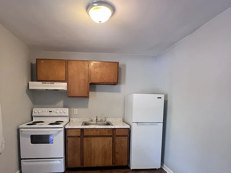 2413 S Fraser St #15A — Photo 3