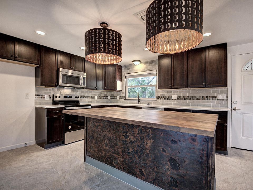 1st image of 263 E Springdale Dr