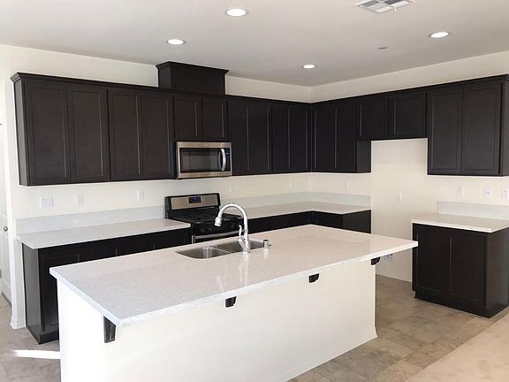 3rd image of 6554 Mogano Dr