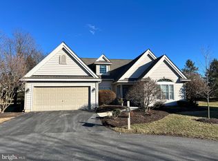 308 Charleston Ln, Wyomissing, PA