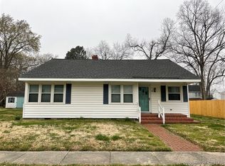 411 2nd St, West Point, VA 23181