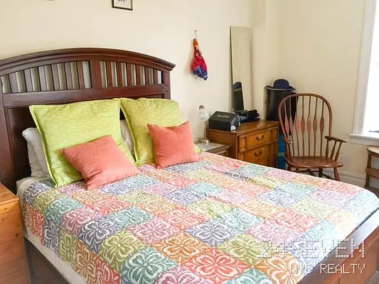 Rented by 24 7 NYC Realty Inc. | media 22