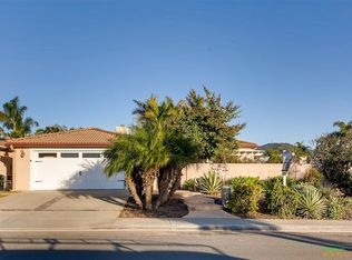 1689 Oak Dr, Vista, CA 92084