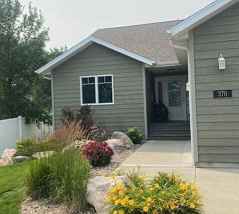 3rd image of 370 Palm Beach Rd