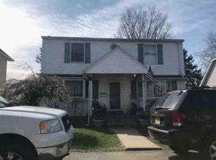 13 1/2 1st St, Mahwah, NJ 07430