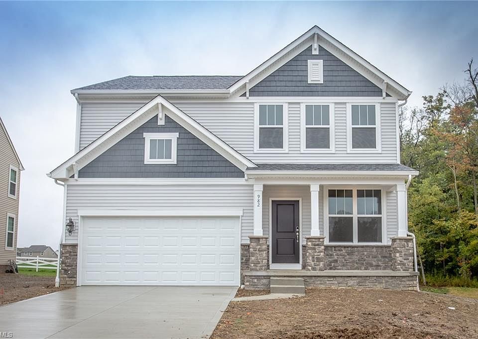 1st image of 982 Hawkin Ln