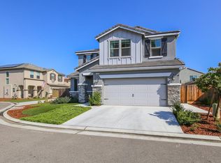 1333 Johnson Ln, Clovis, CA 93619