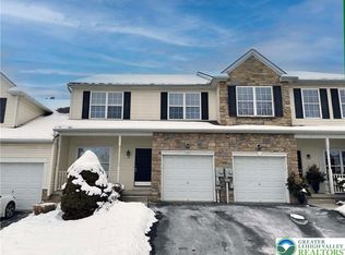12 Cobblestone Dr, Easton, PA 18045