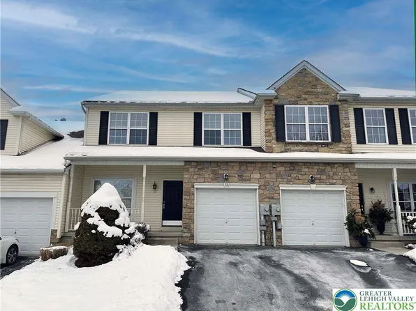 12 Cobblestone Dr, Easton, PA 18045