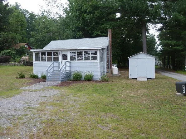 3 Oak Ridge Dr, Maynard, MA 01754