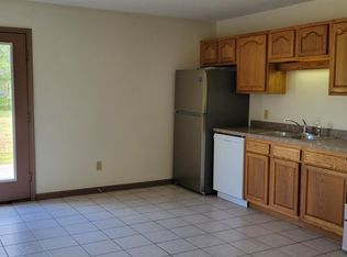 1453 Cedar St, Atwater, OH 44201