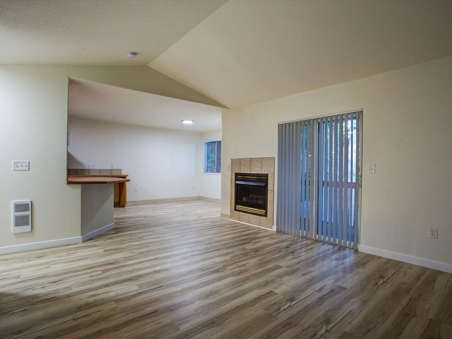 Tamarack Apartments — Photo 2