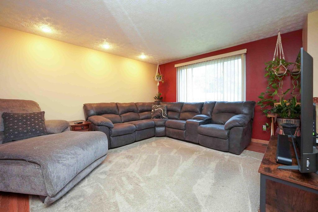 Real estate listing image
