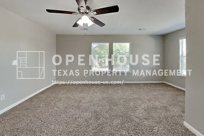 6423 Lily Hollow Ct — Photo 8