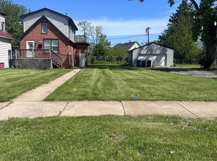 526 E 154th Pl, Phoenix, IL 60426