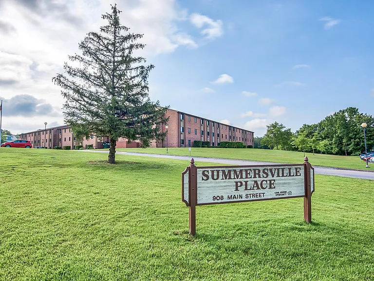 Summersville Place — Photo 11