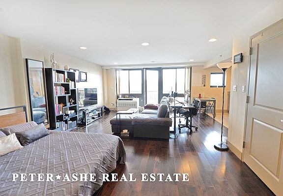 4th image of 203 E 121st St APT 702