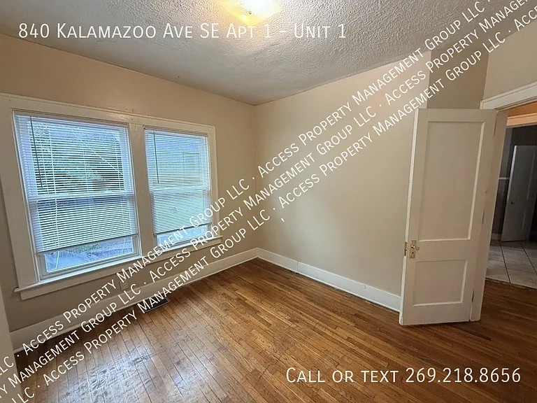 840 Kalamazoo Ave SE #1 — Photo 15