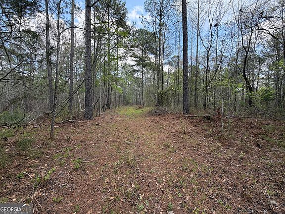 5th image of Davis Lake Rd