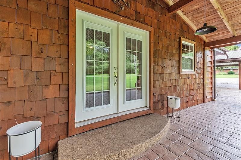 121 Kerr Rd, Ford City, PA 16226 Zillow