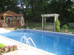 19011 E Ringo Cir, Independence, MO 64057