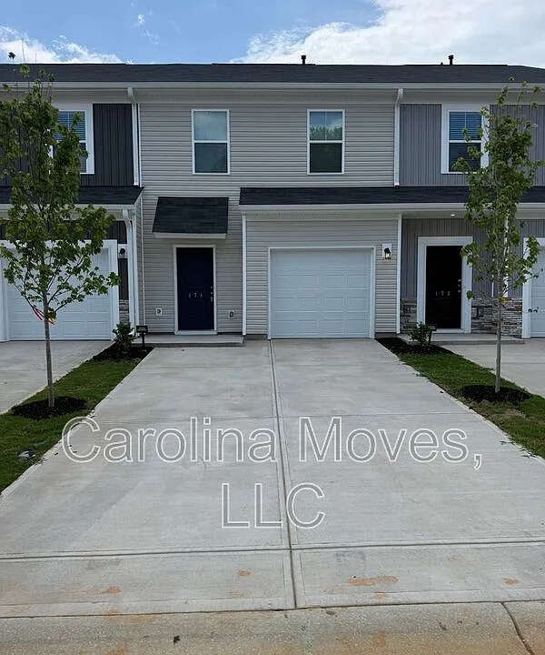 171 Randwick Ln
