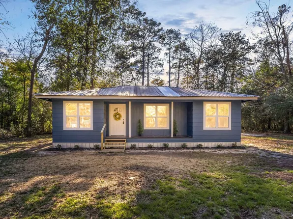 180 Friar Tuck Dr S, Woodville, TX 75979