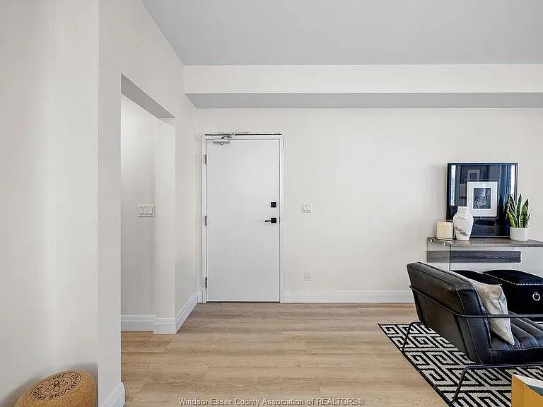 1415 Lesperance Rd #6 — Photo 10