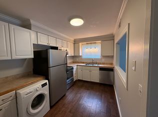 1937 Shades Cliff Ter APT C, Vestavia Hills, AL 35216