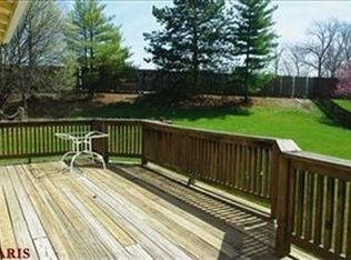 5797 Summit Meadow Dr, Saint Charles, MO