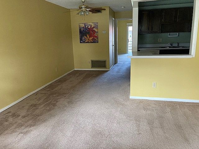 1st image of 28 Pine Arbor Ln