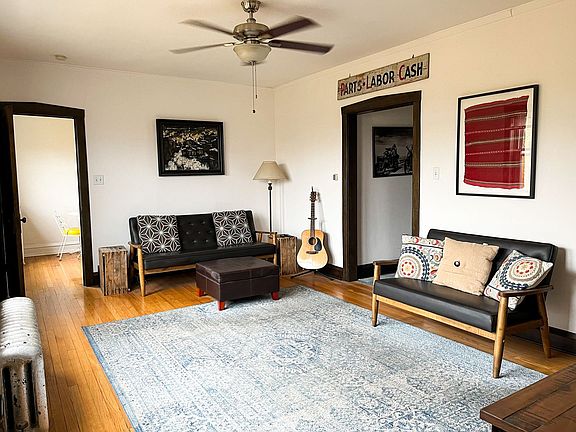 5th image of 2610-2612 W Montrose Ave #2610-1S