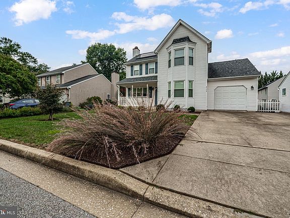 2nd image of 9104 Knox Ct
