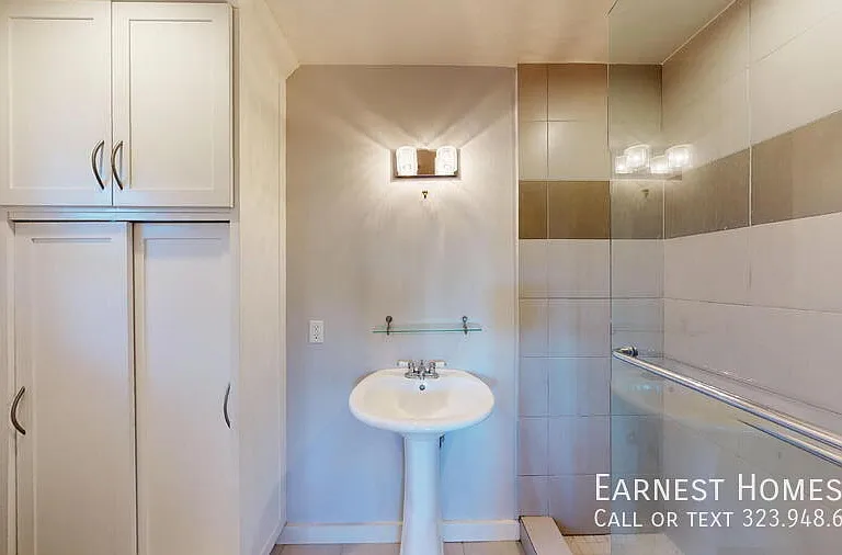 2256 Ewing St — Photo 15