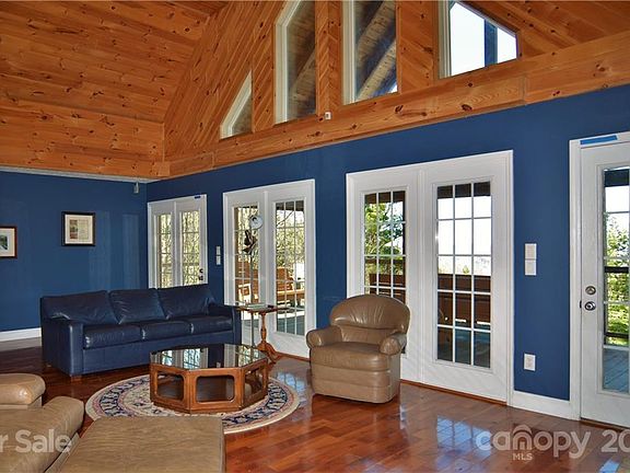 4th image of 189 Sarvis Ln