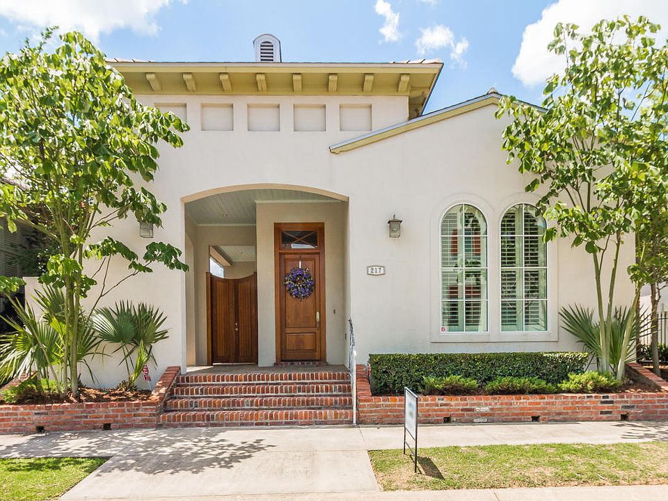 1st image of 217 Biltmore Way