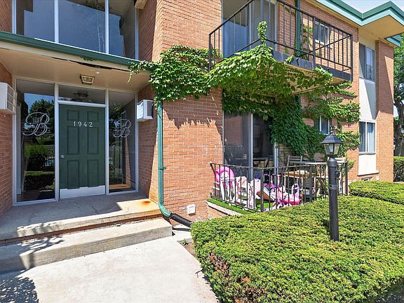 3rd image of 1942 Axtell Dr APT 3