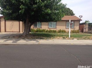 437 Aztec Ln, Lathrop, CA 95330
