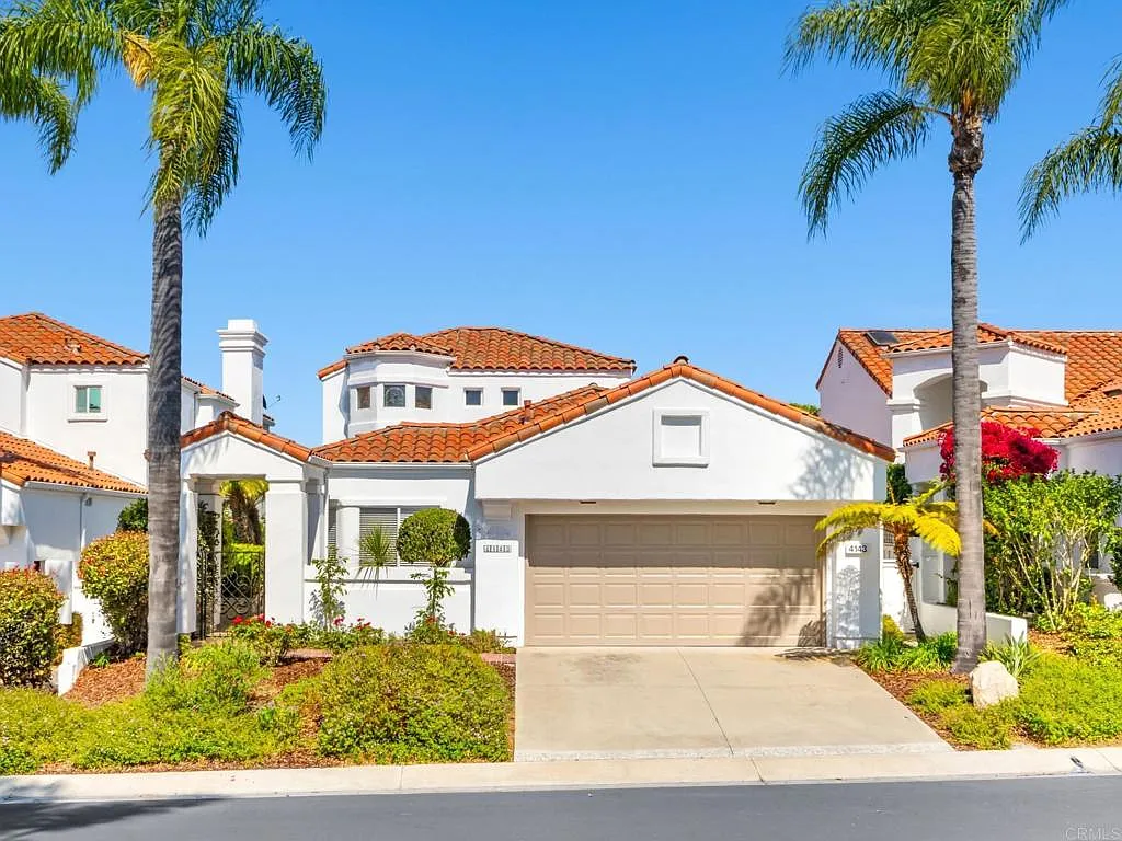 2 bed, 2.5 bath, 2317 sqft, $4,299 — Photo 3